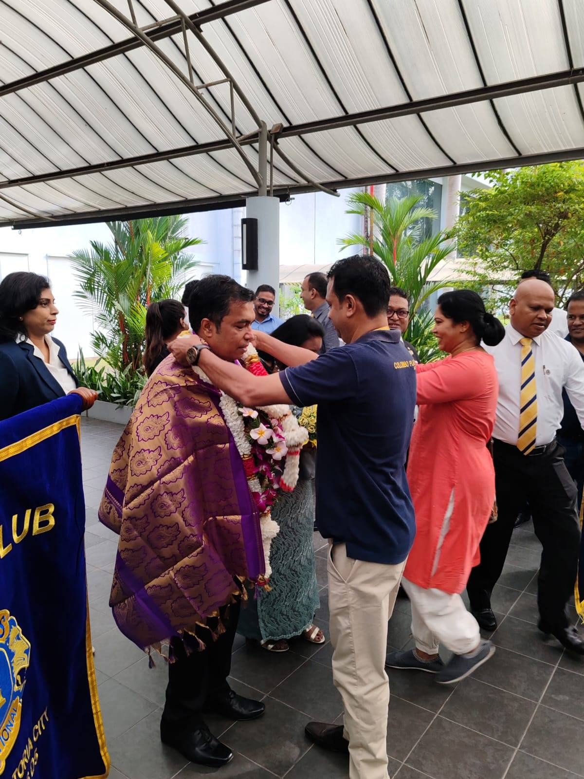 Welcoming District Governor Lion Sashikumar Subramaniam SCA PMJF PMAF